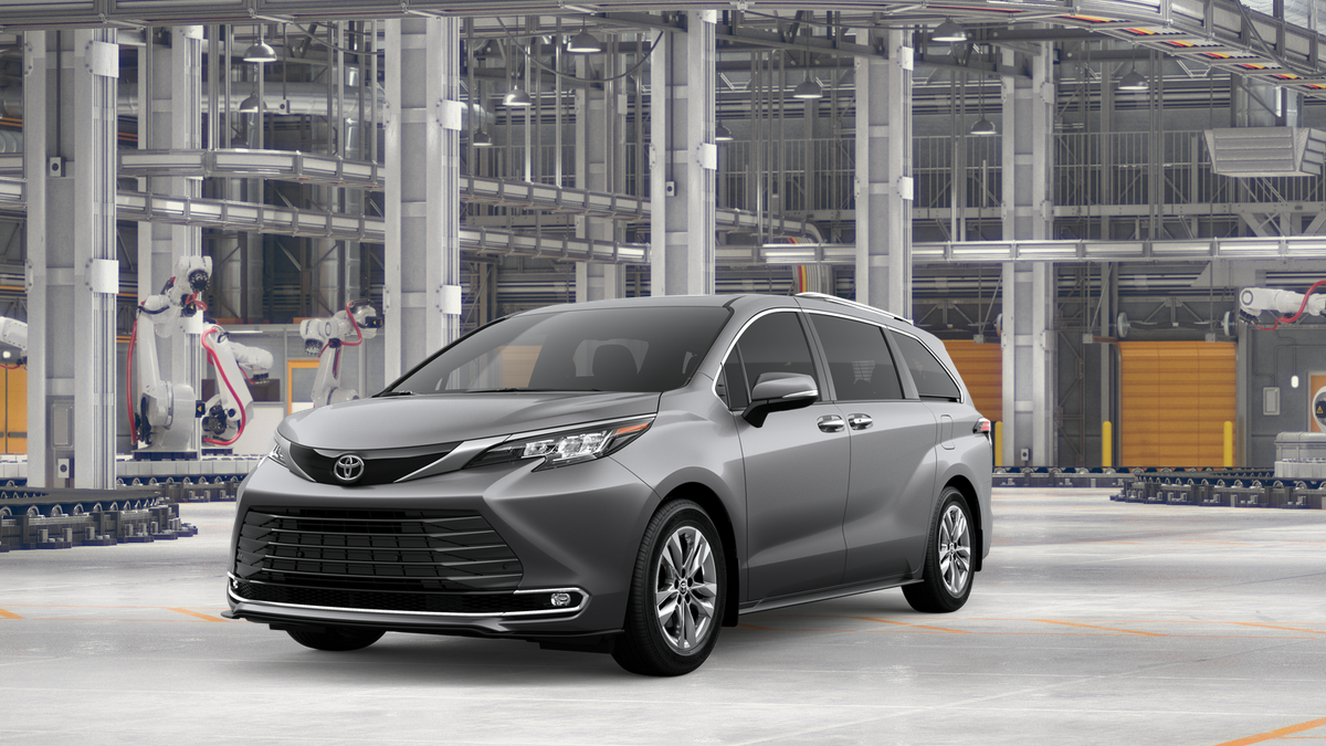 2026 Toyota Sienna Limited 7-Passenger Hybrid FWD's photo