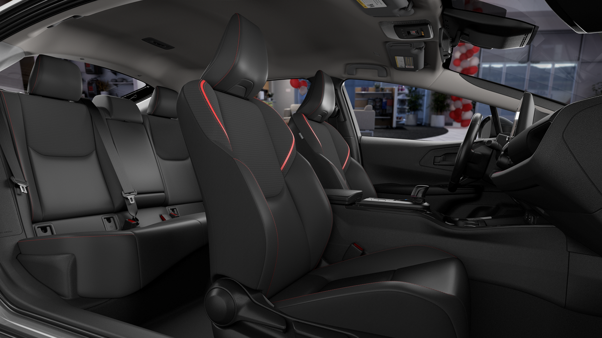 2027 Toyota Prius Plug-in Hybrid SE