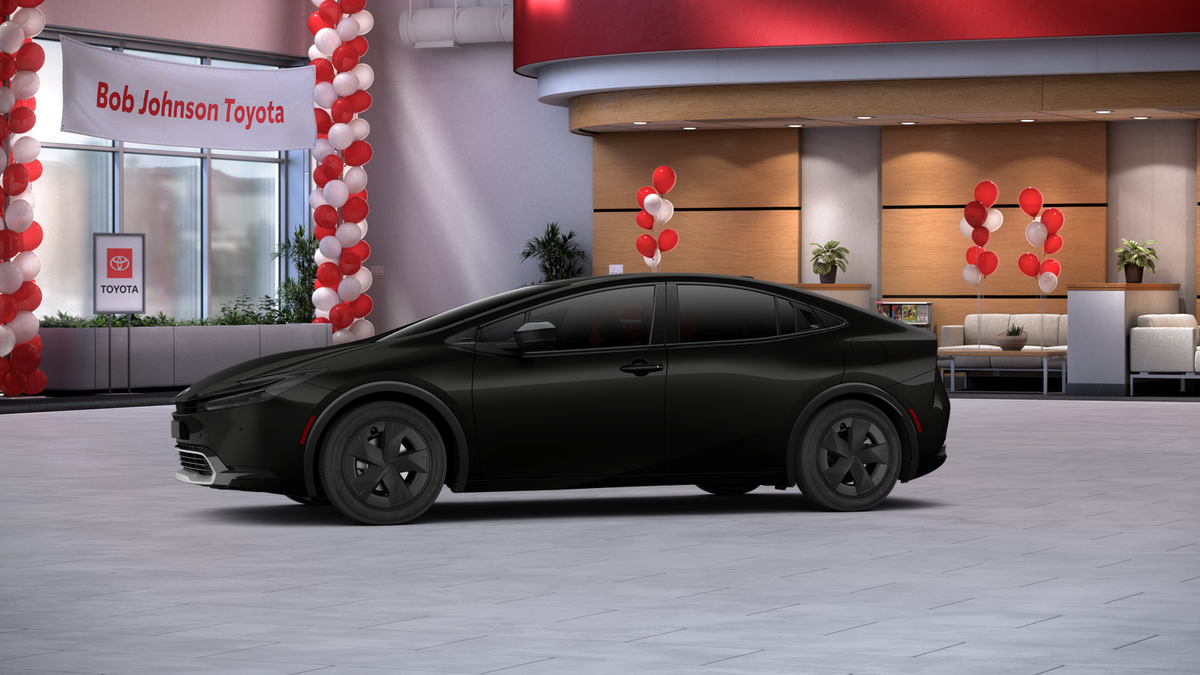 2027 Toyota Prius Plug-in Hybrid SE