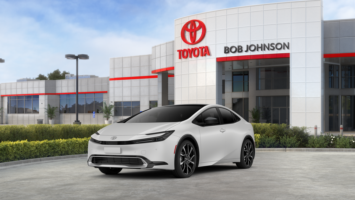 2026 Toyota Prius XSE Premium's photo