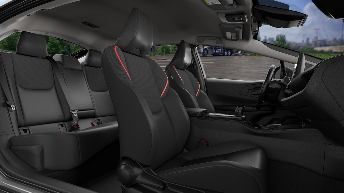 2027 Toyota Prius Plug-in Hybrid SE