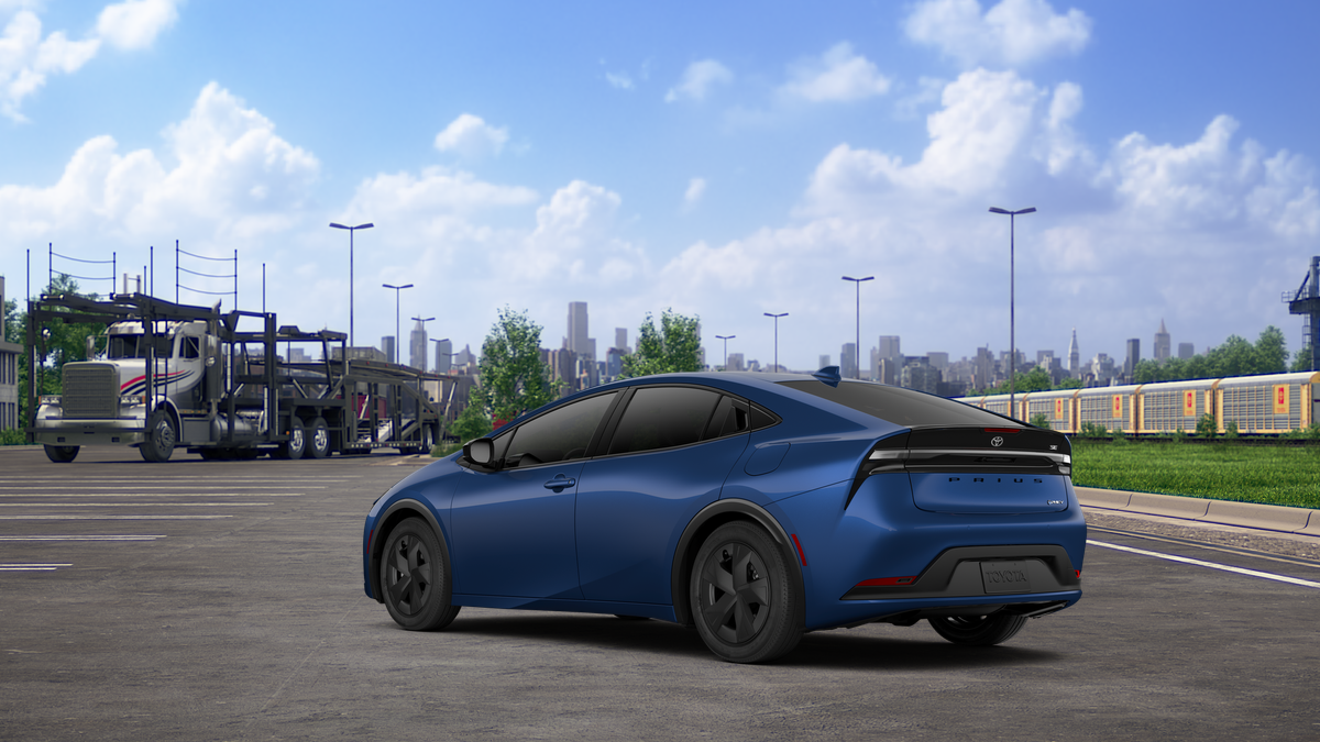2027 Toyota Prius Plug-in Hybrid SE
