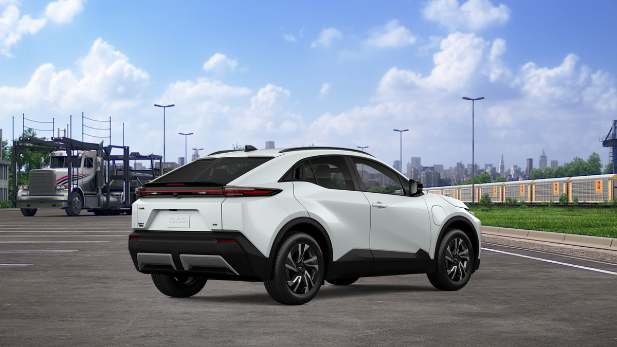 2026 Toyota C-HR SE