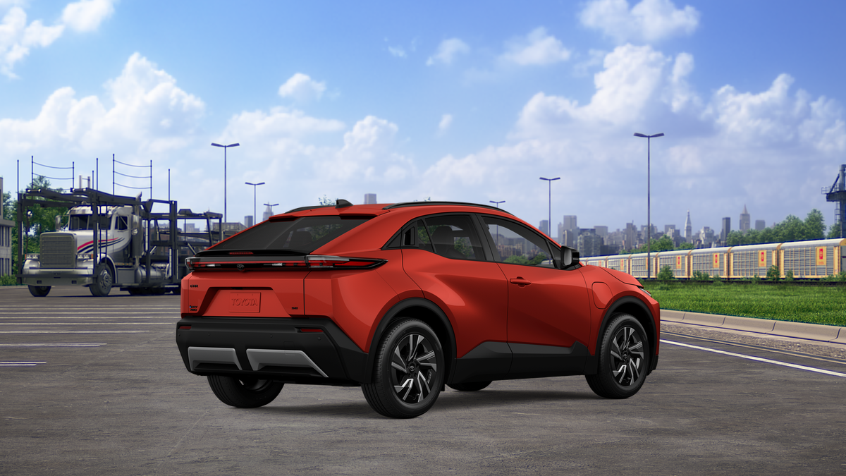 2027 Toyota C-HR SE
