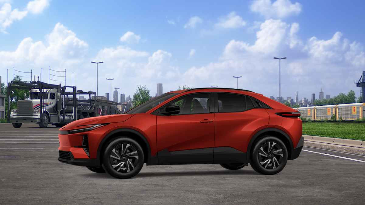 2027 Toyota C-HR SE