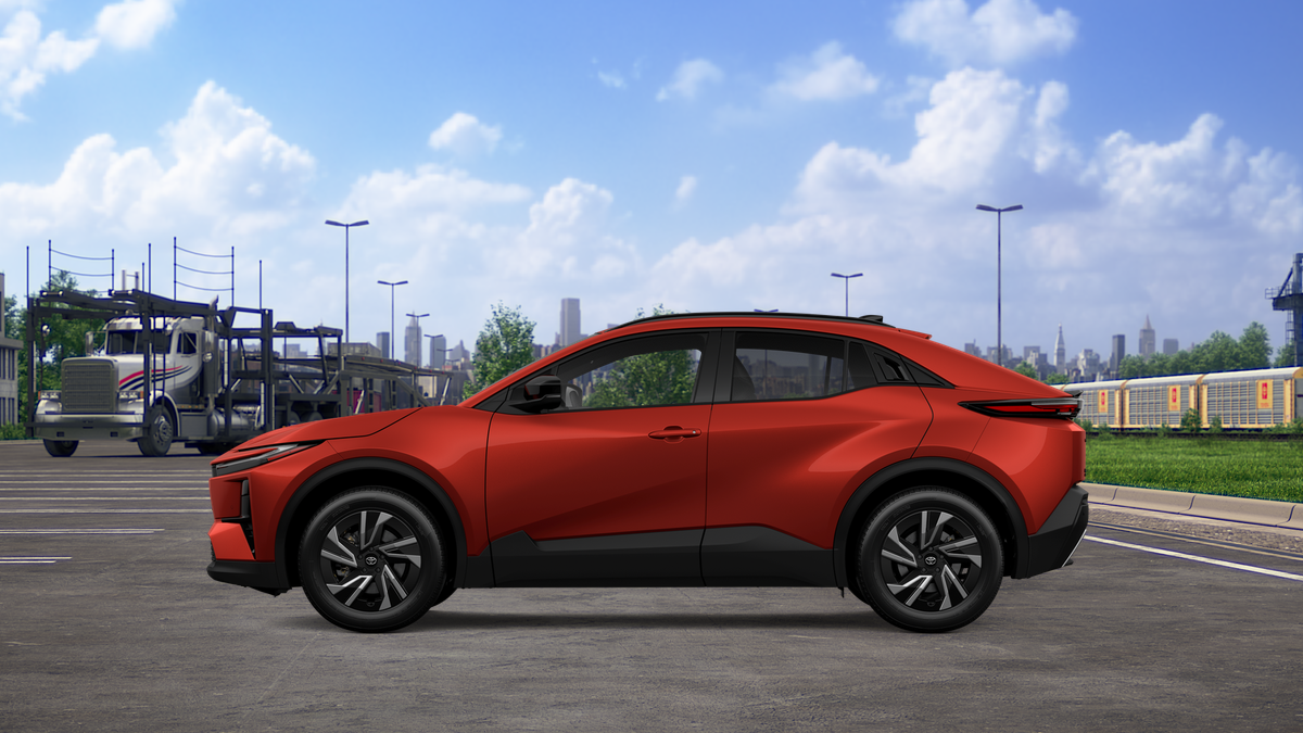 2027 Toyota C-HR SE